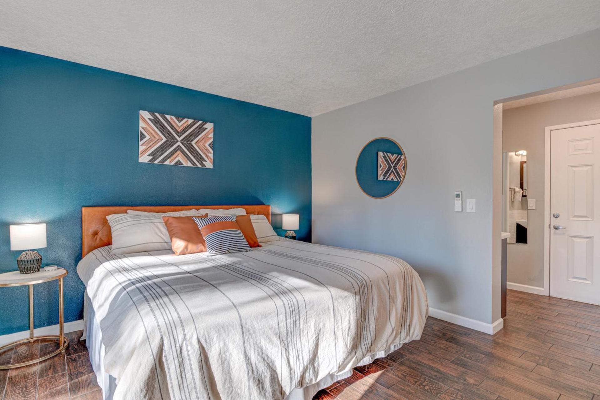 Pioneer Park Rentals Downtown Bend Room photo